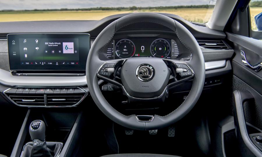 Торпедо Skoda Octavia 2020 года  (UK) (фото 16 из 42)
